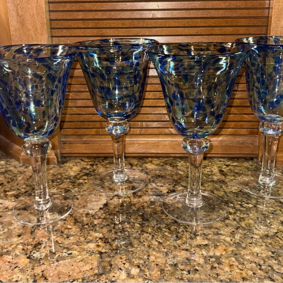 Elegant Blue Patterned Glass Goblet, 4  glasses - Picture 3 of 3